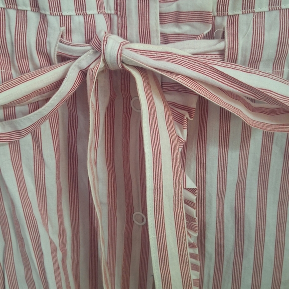 🖤 Red and white stripped dress🖤 - Picture 2 of 6